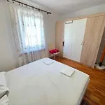 Kalvarija شقة نوفي فينودولسكي