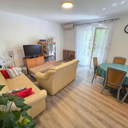 Apartment Kalvarija Novi Vinodolski